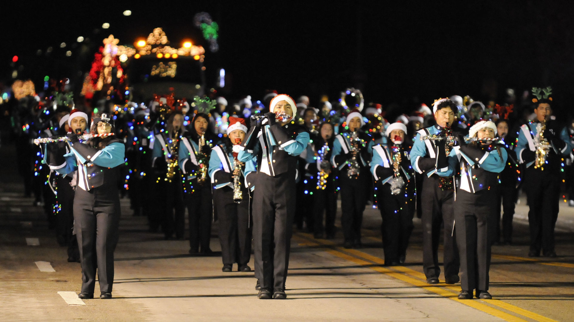 120719 SM Parade of Lights 08.jpg